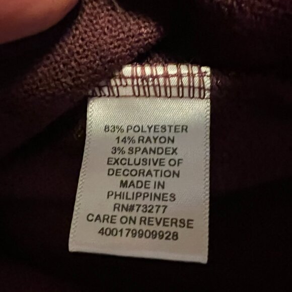 Elle Burgundy Fleece Top - Bell Cuffs - Medium - Picture 4 of 4